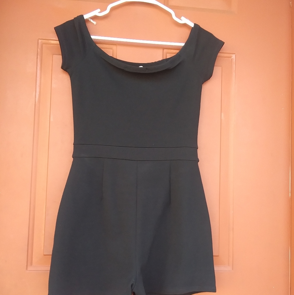 Black off the should romper